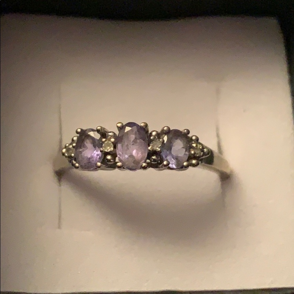 10 Kt Tanzanite & Diamond Ring Stamped White Gold